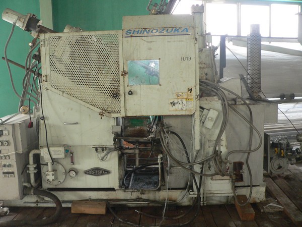 Máy đúc kim loại DKL3845